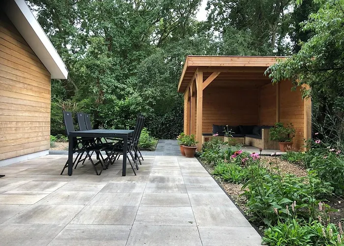 Casa de Férias Rustig Natuurhuisje Dicht Bij Het Ouddorp