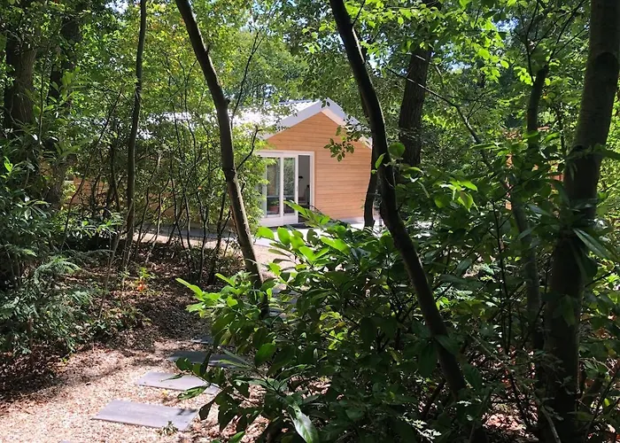 Casa de Férias Rustig Natuurhuisje Dicht Bij Het Ouddorp